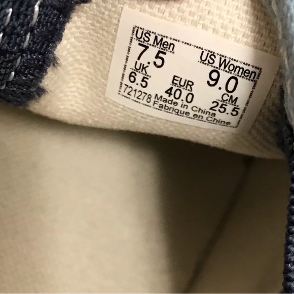 Vans x John Van Hamersveld Crazy World Classic Slip-Ons - Picture 16 of 16